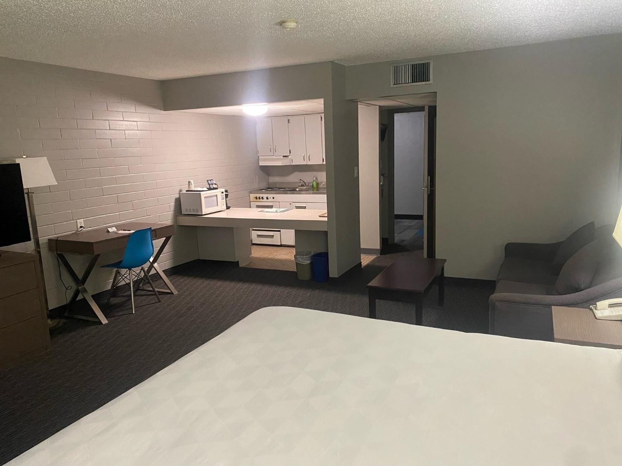 Travelodge By Wyndham Grande Prairie Eksteriør bilde